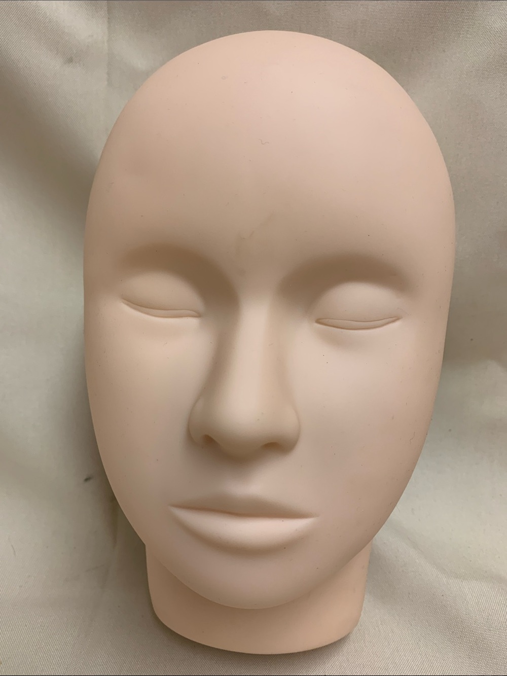 Flat Back Silicone Lash & Makeup Practice Mannequin Head